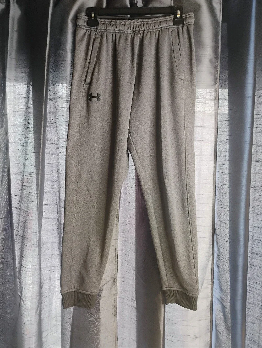 Under Armour mens joggers